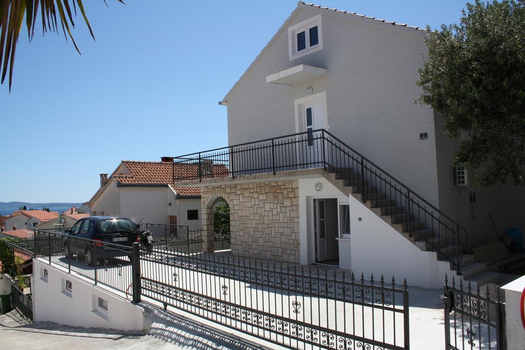 Apartments Suker Trogir Exterior foto
