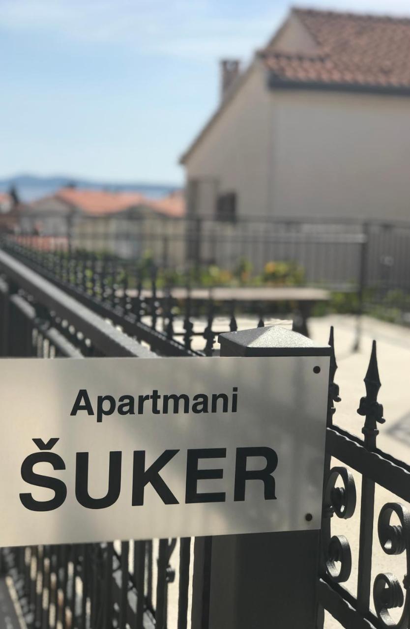 Apartments Suker Trogir Exterior foto